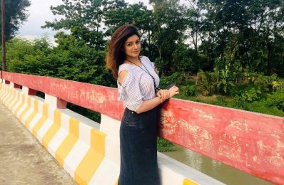 শুটিংয়ের ফাঁকে সোহানা সাবা