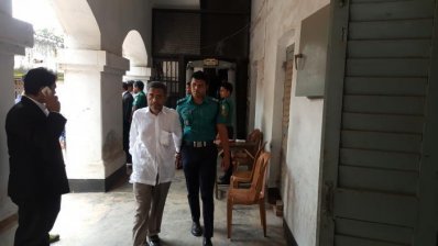 আদালতে লুৎফুজ্জামান বাবর (ফাইল ছবি)