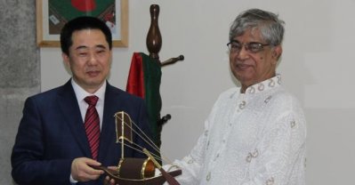 মোস্তাফা জব্বারের সঙ্গে সাক্ষাৎ করেন চীনা রাষ্ট্রদূত