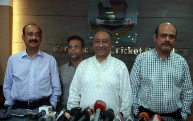 সংবাদ সম্মেলনে কথা বলছেন বিসিবি সভাপতি নাজমুল হাসান।