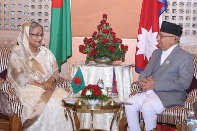 বাংলাদেশ ও নেপালের প্রধানমন্ত্রীর বৈঠক