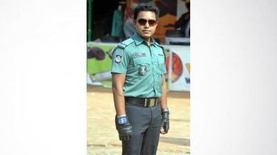 এস আই উত্তম কুমার