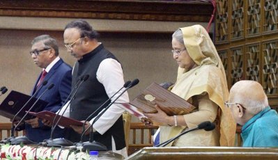সিলেট ও রাজশাহীর নবনির্বাচিত দুই মেয়রকে শপথ পড়ান প্রধানমন্ত্রী শেখ হাসিনা, ছবি- ফোকাস বাংলা