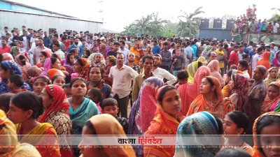 মুচি জসীমের দাফন নিয়ে হট্টগোলের মধ্যে জনতার ভিড়
