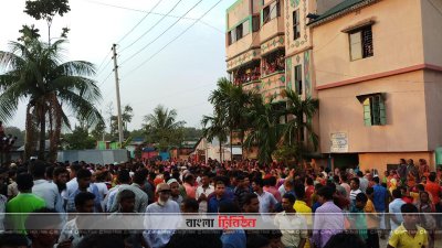 মুচি জসীমের মরদেহ দাফন নিয়ে হট্টগোলের মধ্যে এলাকাবাসীর ভিড়