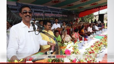 নবীন বরণ অনুষ্ঠানে কথা বলছেন শামীম ওসমান