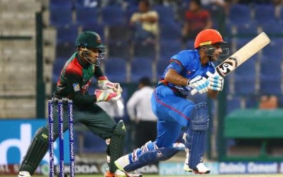 হাসমতউল্লাহ অস্বস্তিতে রেখেছেন বাংলাদেশকে