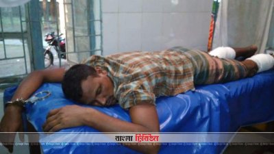 হাসপাতালে মাদক ব্যবসায়ী মিজান (ছবি- প্রতিনিধি)