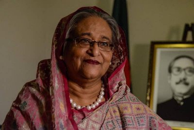 দু’টি আন্তর্জাতিক পুরস্কার গ্রহণ করলেন প্রধানমন্ত্রী