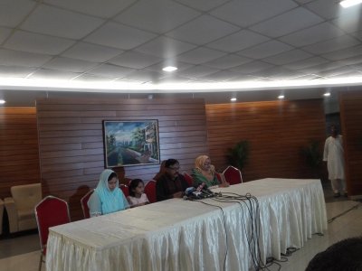 সংবাদ সম্মেলনে বক্তব্য রাখছেন (ডিএনসিসি) প্যানেল মেয়র মো. জামাল মোস্তফা 