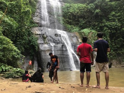 জোকের রাজ্যে একদিন