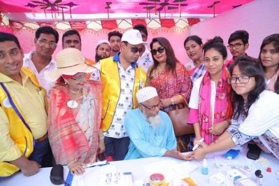 মাভাবিপ্রবিতে লায়েন্স ক্লাবের চক্ষুশিবির