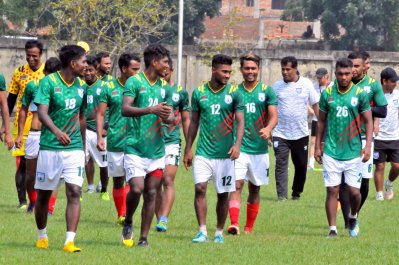 অনুশীলনে নির্ভার থাকলেও ফিলিপাইনকে গুরুত্ব দিচ্ছে বাংলাদেশ (ছবি: বাফুফে)