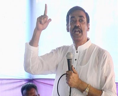 বক্তব্য রাখছেন শামীম ওসমান