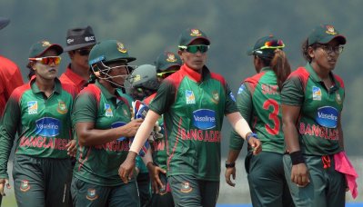 শেষ টি-টোয়েন্টিতেও সালমাদের হার