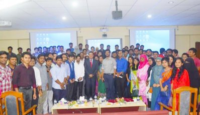 জাককানইবিতে ক্যারিয়ার বিষয়ক সেমিনার
