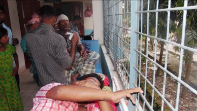 লালমনিরহাটে জমি নিয়ে সংঘর্ষ, ইউপি চেয়ারম্যানসহ আহত ২২