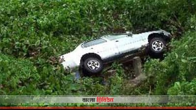 দুর্ঘটনা কবলিত মাইক্রোবাস