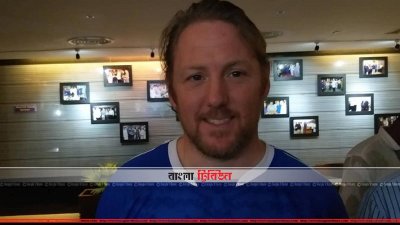 ‘ঘরোয়া ফুটবলে দেশি স্ট্রাইকার খেলাতে হবে’