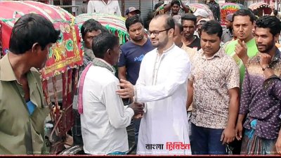 গণসংযোগে ব্যস্ত ময়েজ উদ্দিন শরীফ