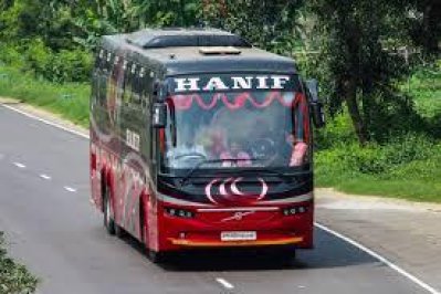 হানিফ পরিবহনের একটি বাস