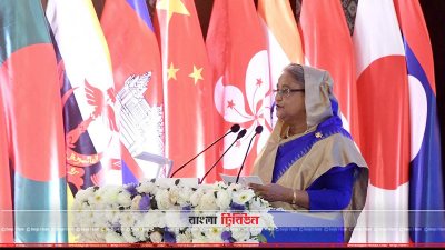 বক্তব্য রাখেন প্রধানমন্ত্রী শেখ হাসিনা (ছবি: ফোকাস বাংলা)