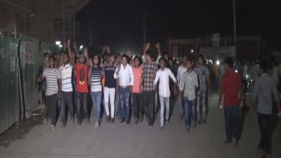 পুলিশের পরিচয় দিয়ে যুবলীগ নেতাকে অপহরণ, প্রতিবাদে মহাসড়ক অবরোধ