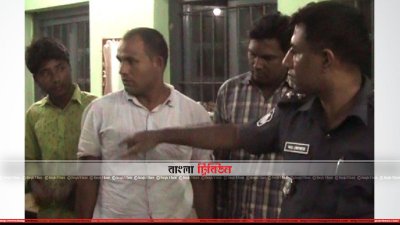পঞ্চগড় থানায় আটক মোটরসাইকেল চোরচক্রের সদস্যরা 