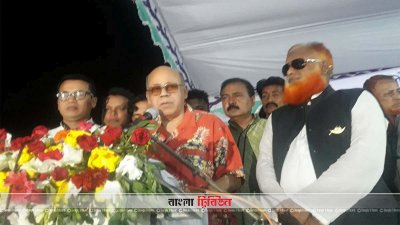 বক্তব্য রাখছেন খাদ্যমন্ত্রী অ্যাডভোকেট কামরুল ইসলাম