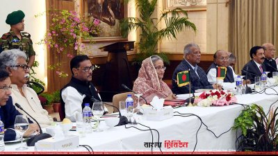 সংলাপ অনুষ্ঠানে প্রধানমন্ত্রী শেখ হাসিনা