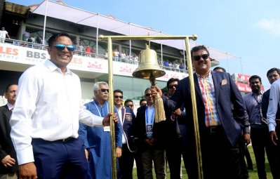আকরাম খানের ঘণ্টা বাজানোর মধ্য দিয়ে শুরু হয় সিলেটের টেস্ট যুগ