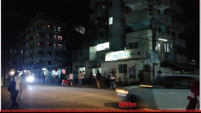 রাতে পল্লবী থানা এলাকা 