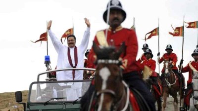 শ্রীলঙ্কার সাবেক প্রেসিডেন্ট ও নবনিযুক্ত প্রধানমন্ত্রী রাজাপাকসে