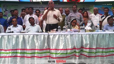 বক্তব্য রাখছেন কেসিসি মেয়র তালুকদার আবদুল খালেক