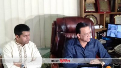 সাংবাদিকদের ব্রিফ করেন ব্যারিস্টার মাহবুব উদ্দিন খোকন