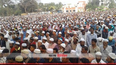 আবু বক্কর আবুর জানাজায় বহু মানুষ অংশ নেন