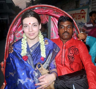 সারা ও অপু
