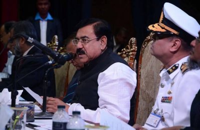 বাংলাদেশ শিপিং করপোরেশনের ৪১তম বার্ষিক সভায় বক্তব্য রাখছেন নৌমন্ত্রী শাজাহান খান