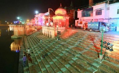 সারায়ু নদী তীরে আরতিতে অংশ নেবেন উদভ ঠাকরে