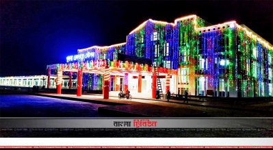 খুলনা আধুনিক রেলস্টেশনের রাতের ছবি