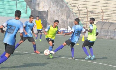 থাইল্যান্ডে চার জাতির প্রতিযোগিতায় অংশ নেবে বাংলাদেশের কিশোর ফুটবলাররা