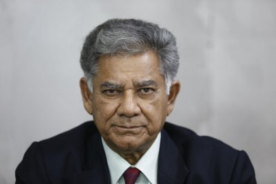 এম সাখাওয়াত হোসেন