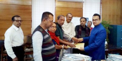 মনোনয়নপত্র জাম দিলেন জাহিদ