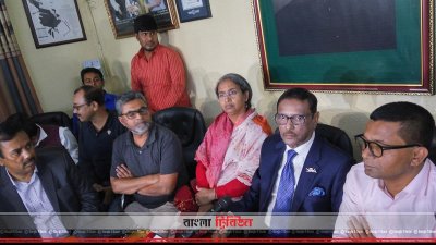 আওয়ামী লীগের সাধারণ সম্পাদক ও সেতুমন্ত্রী ওবায়দুল কাদের