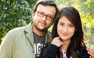 একটি দৃশ্যে রিয়াজ ও মেহজাবীন
