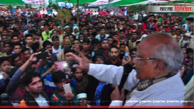 কুমিল্লায় নির্বাচনি প্রচারণায় বিএনপি নেতা ড. খন্দকার মোশাররফ