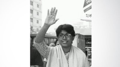 ঢাকা-১৬ আসনে ছাত্রনেতা নাঈমা মনিকার নির্বাচনি প্রচার