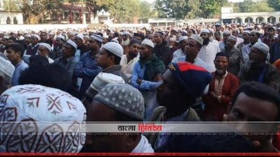 ফজলে রাব্বী চৌধুরী জানাজায় আসা মানুষজন (ছবি&ndash; প্রতিনিধি)