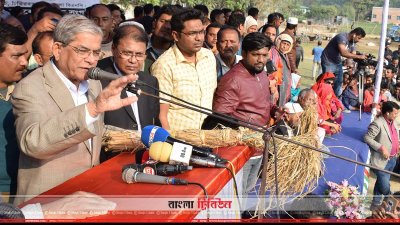 বক্তব্য রাখছেন মির্জা ফখরুল ইসলাম আলমগীর (ছবি&ndash; প্রতিনিধি)