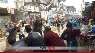 আফরোজা আব্বাসের নির্বাচনি প্রচারণায় হামলা করে দুর্বৃত্তরা